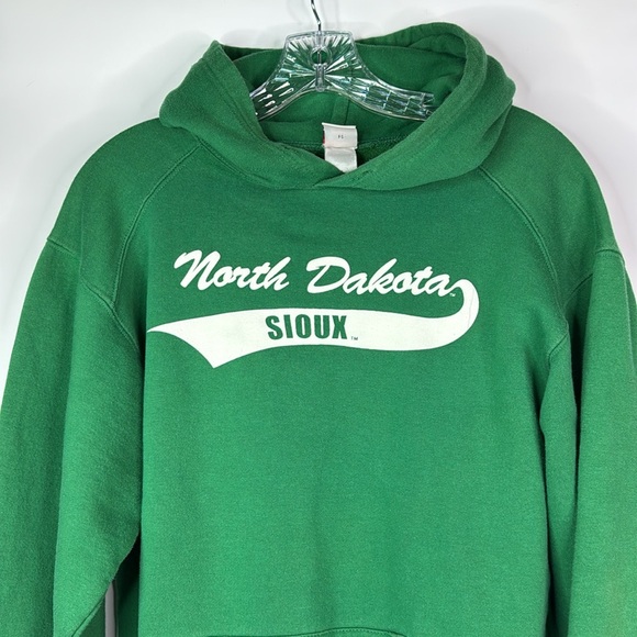 Vintage Badger Sport North Dakota Fighting Sioux Green Hooded Sweatshirt Small - Picture 2 of 11